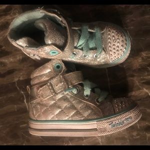 Children Twinkle toes sneakers